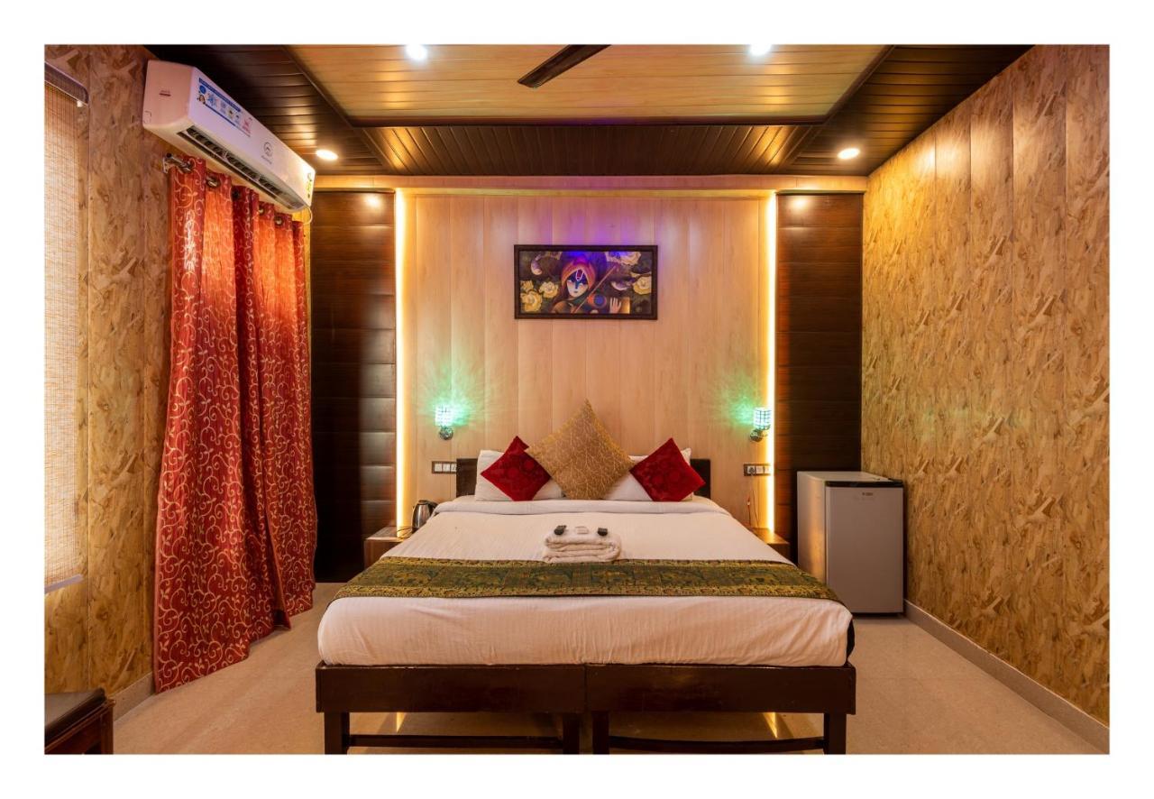 Bundeli Farm Resort & Banquet Orchha Bagian luar foto