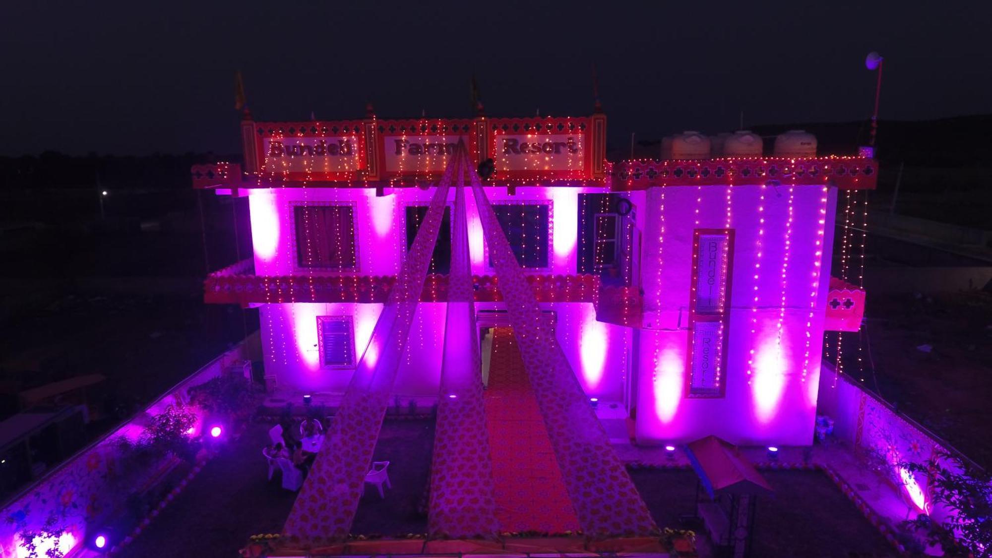Bundeli Farm Resort & Banquet Orchha Bagian luar foto