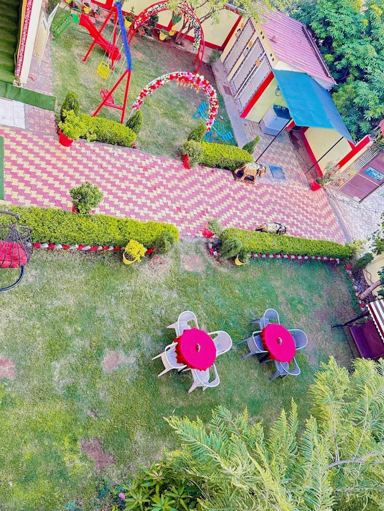Bundeli Farm Resort & Banquet Orchha Bagian luar foto