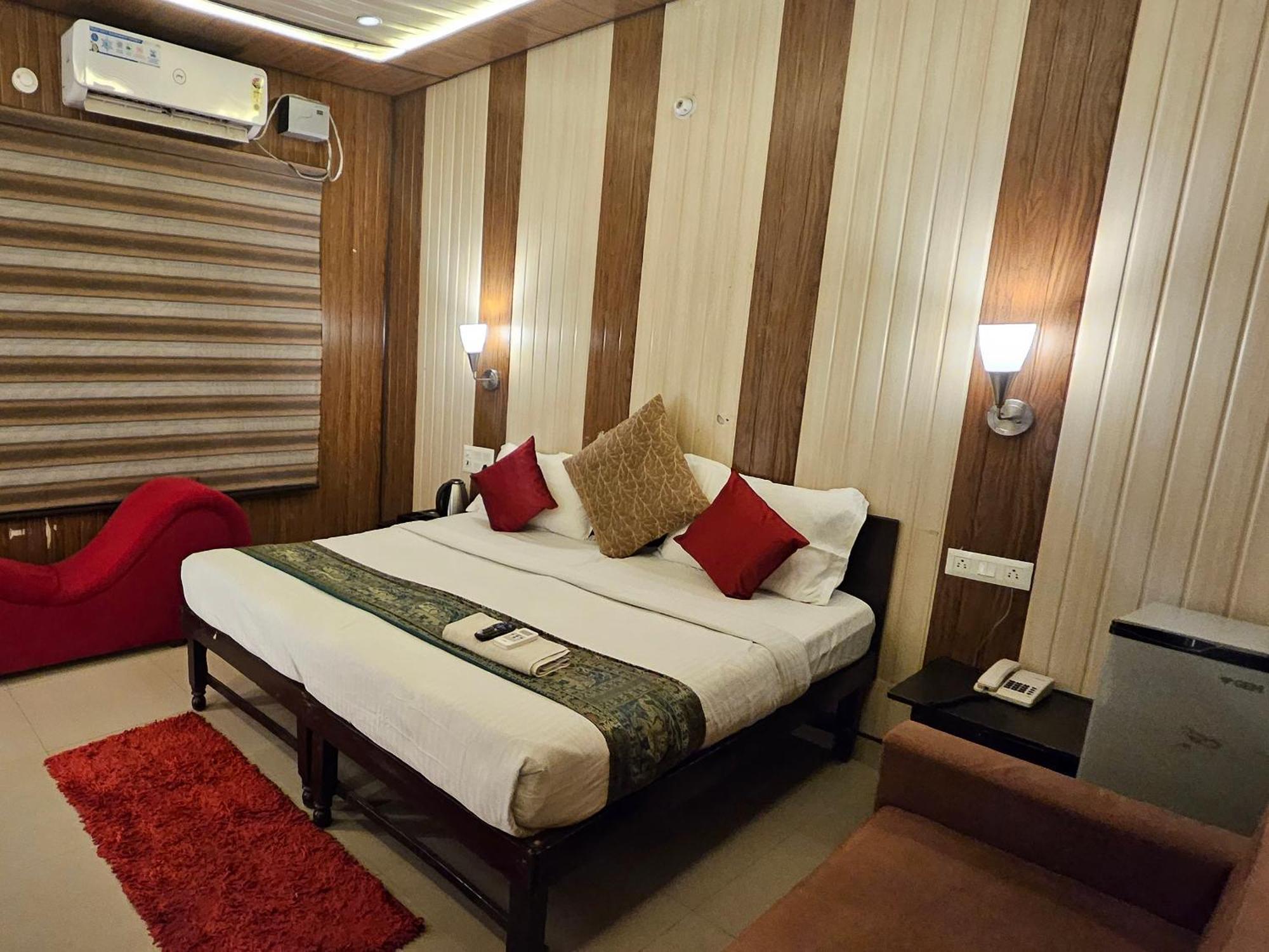 Bundeli Farm Resort & Banquet Orchha Ruang foto
